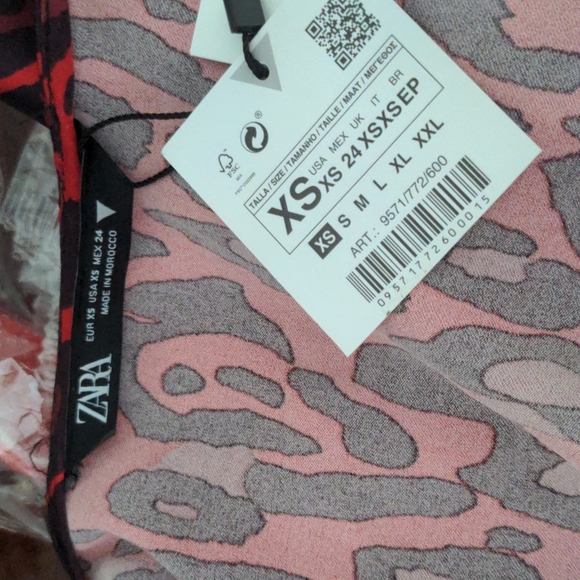 Zara Dress - Picture 11 of 11